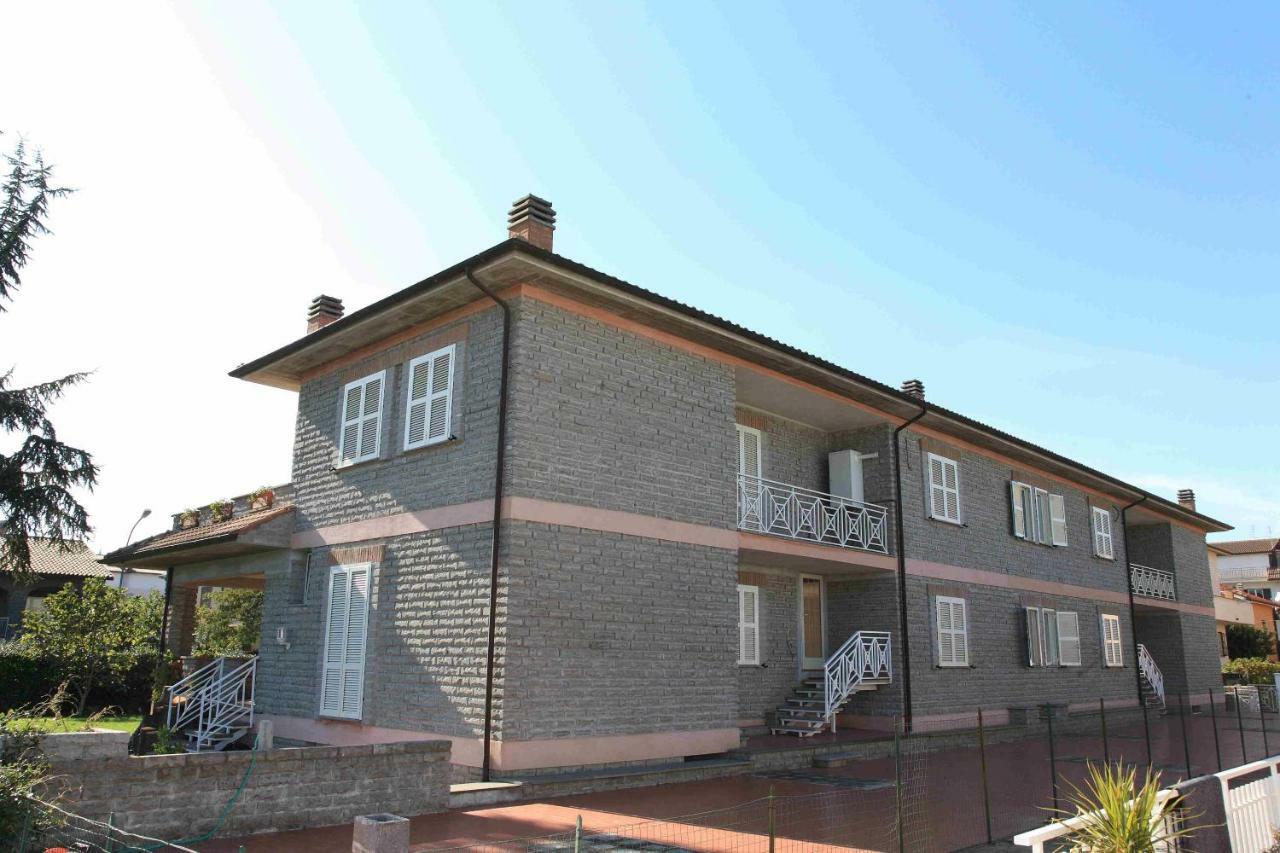 La Casa Di Sofia - Casa Vacanza Monterosi Exterior foto