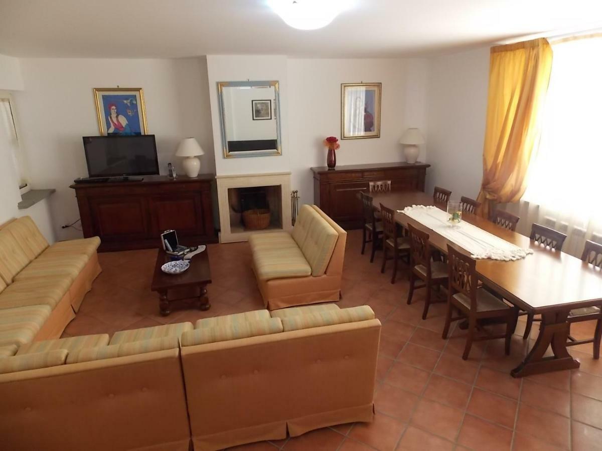 La Casa Di Sofia - Casa Vacanza Monterosi Exterior foto