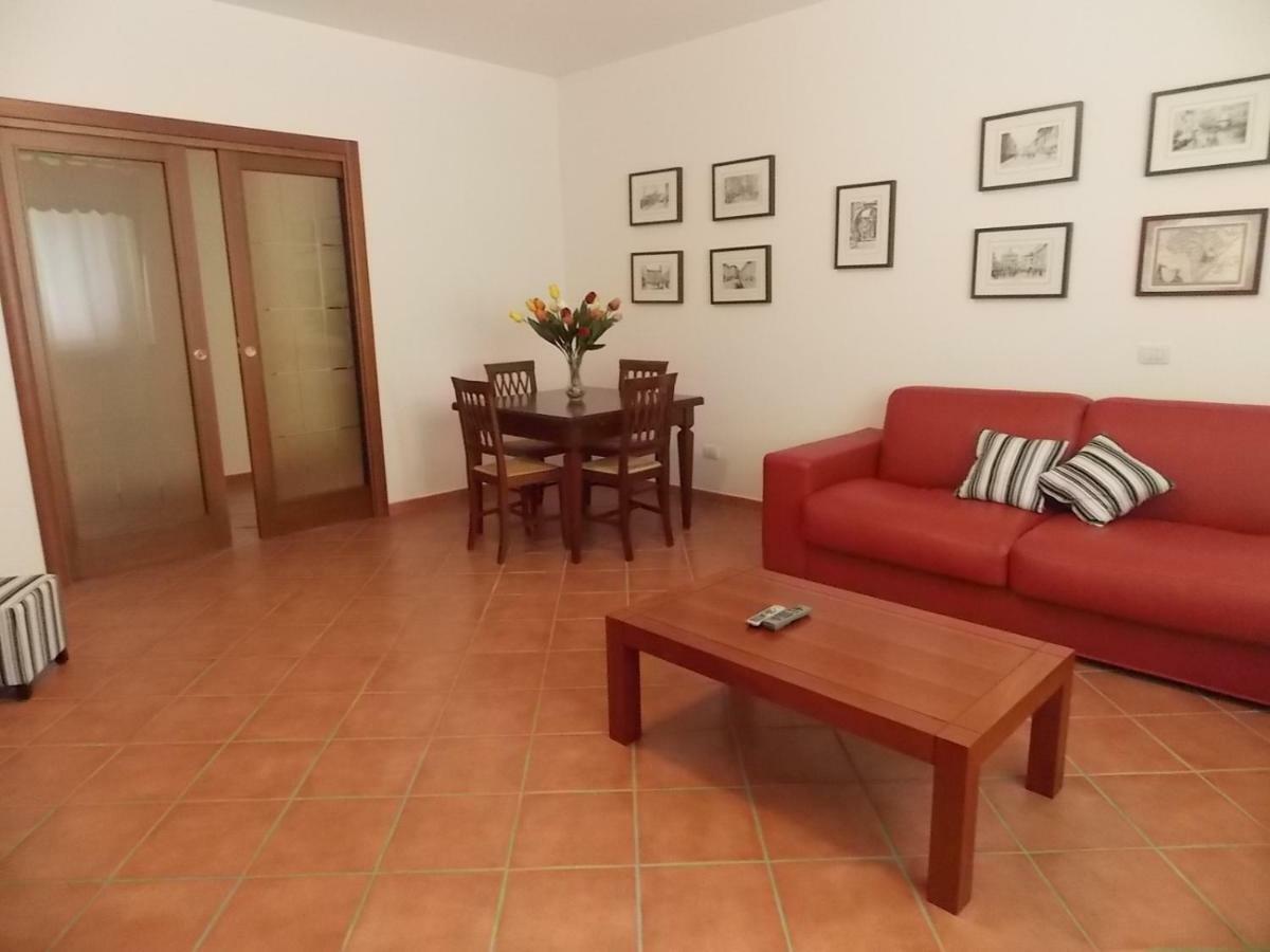 La Casa Di Sofia - Casa Vacanza Monterosi Exterior foto
